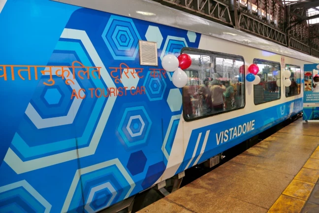 Overwhelming Response To Vistadome Coaches Of Central Railway