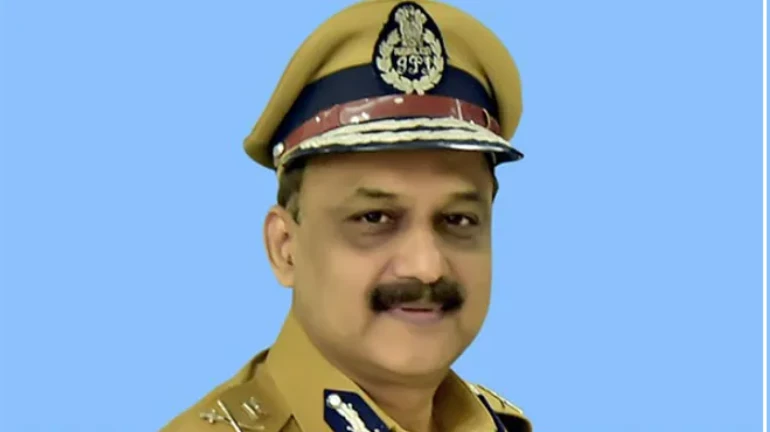 Mumbai's New Police Commissioner Vivek Phansalkar Assumes Office Today; Here's All You Need To Know Mumbai's New Police Commissioner Vivek Phansalkar Assumes Office Today; Here's All You Need To Know