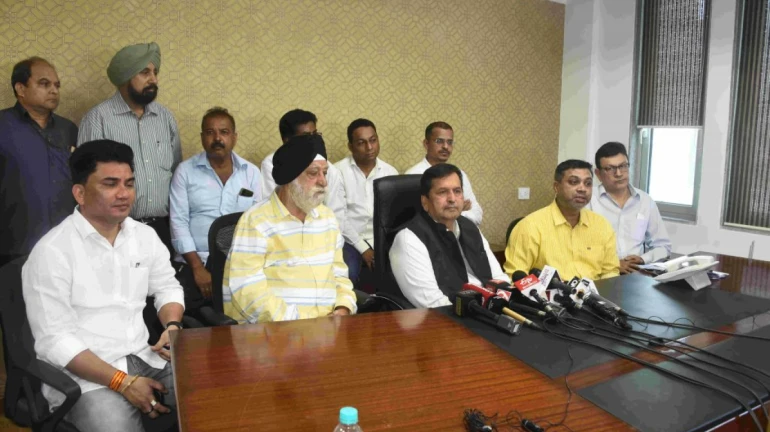 मुंबई - वॉटर टैंकर एसोसिएशन की हड़ताल खत्म मुंबई - वॉटर टैंकर एसोसिएशन की हड़ताल खत्म