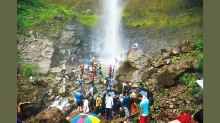 17 people stuck at Navi Mumbai’s Pandavkada Waterfall rescued