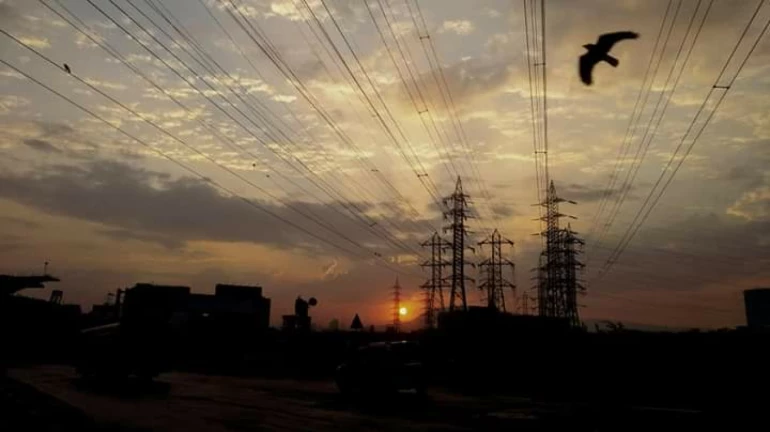 Mumbai Feels The Chills, Temperature Falls By 6 Degrees On Monday Mumbai Feels The Chills, Temperature Falls By 6 Degrees On Monday