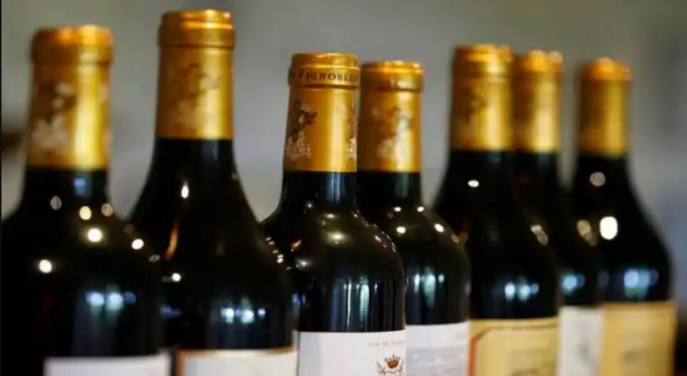 गावातील सुपरमार्केटमध्ये वाईन विक्रीला बंदी, पुण्यातील ‘या’ ग्रामपंचायतीचा निर्णय