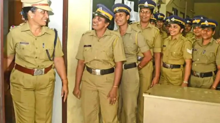Maharashtra govt reduces working hours for women cops to 8 hours