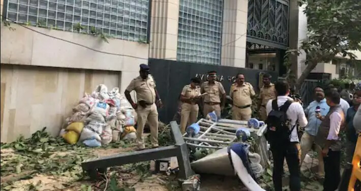 Mumbai: 2 workers died after lift trolley crashed of under construction building in Worli