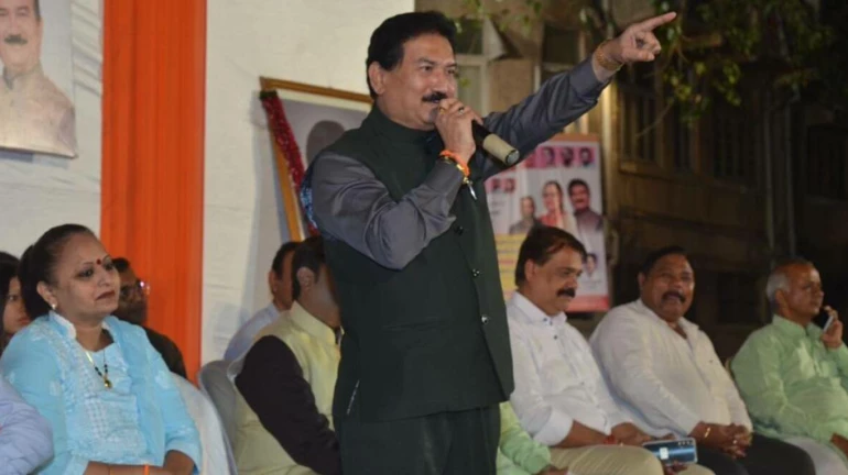 यशवंत जाधव 41 संपत्तियां जब्त , आयकर विभाग की कार्रवाई यशवंत जाधव 41 संपत्तियां जब्त , आयकर विभाग की कार्रवाई