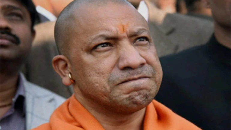 हाथरस घटनेवरून शिवसेना आक्रमक, राष्ट्रपतींना पत्र लिहून केल्या ‘या’ ६ मागण्या हाथरस घटनेवरून शिवसेना आक्रमक, राष्ट्रपतींना पत्र लिहून केल्या ‘या’ ६ मागण्या