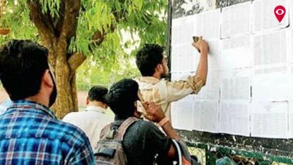 हुश्श...11वीची पहिली 'कटऑफ' लिस्ट जाहीर!