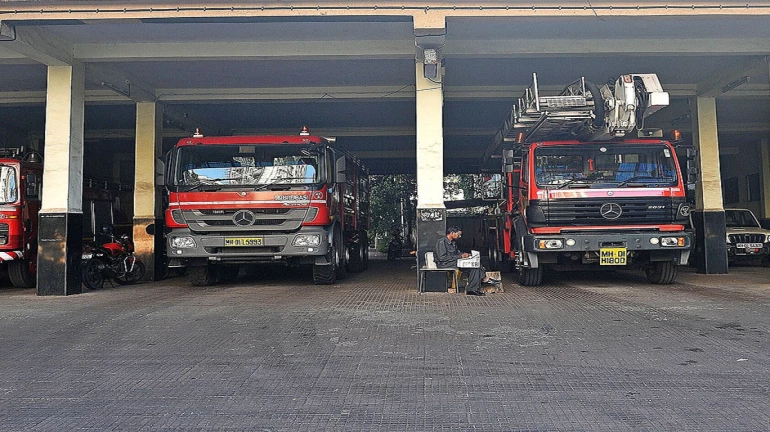 Mumbai fire brigade gets 11 new jumbo water tankers with 14,000-litre capacity