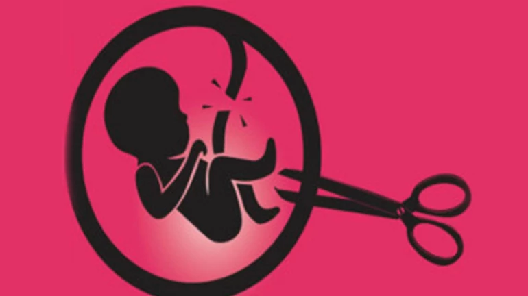 गर्भपातासाठी 3 महिलांनी दाखल केली याचिका