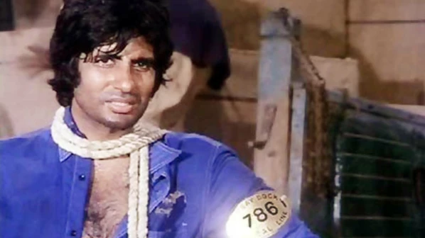 तू न थकेगा कभी, तू ना रूकेगा कभी... 