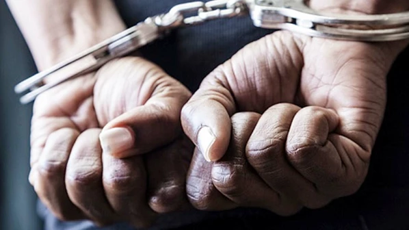 हाय कोर्टाबाबत आक्षेपार्ह मजकूर, आरटीआय कार्यकर्ता केतन तिरोडकरला अटक