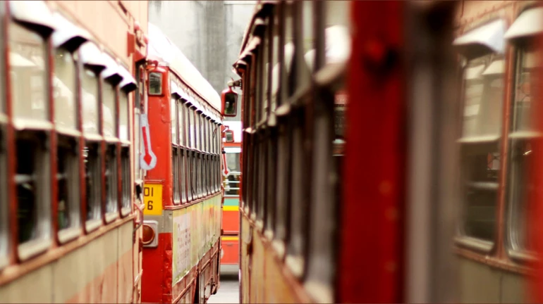 ठाणे : आता महिलांसाठी बसमध्ये 50 टक्के सवलत सुरू ठाणे : आता महिलांसाठी बसमध्ये 50 टक्के सवलत सुरू