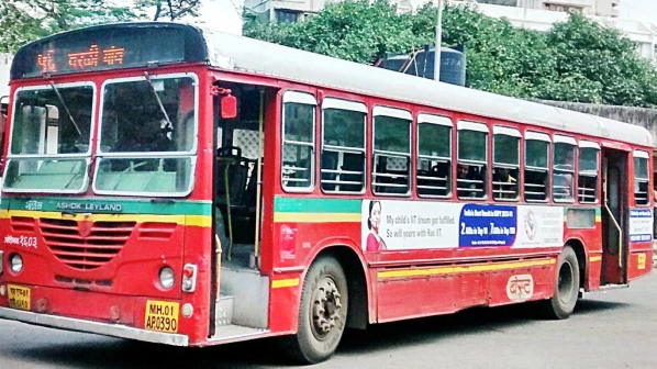 ज्येष्ठांच्या बस प्रवासाचा भार महापालिकेच्या खांद्यावर