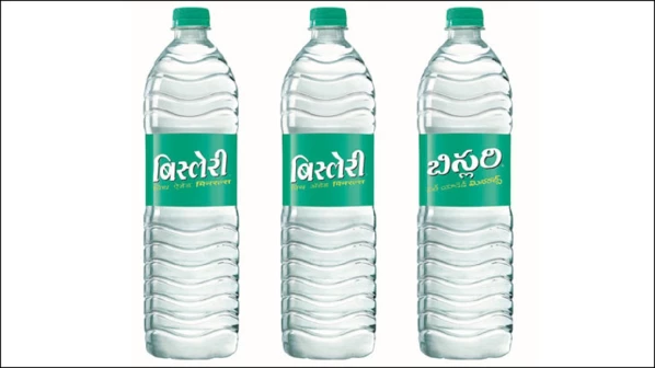   बिस्लेरी बाटल्यांवरील लेबल्स मराठीत, पण कुणामुळे?