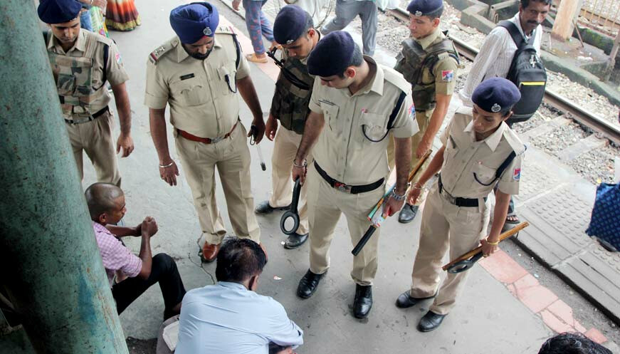 Over 7000 unauthorized commuters arrested by RPF during 'Operation Mahila Suraksha' in May 2022