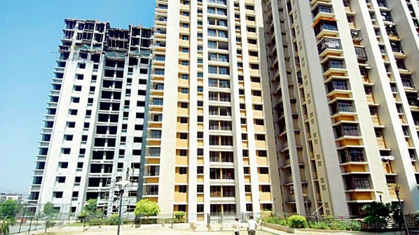 ओसी नसलेल्या इमारतींनाही सदनिकानिहाय मालमत्ता कर?