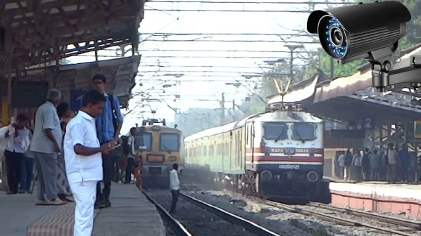 परे के स्टेशनों पर लगेंगे 2800 सीसीटीवी कैमरे