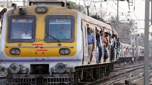 हार्बर, ट्रान्सहार्बरच्या प्रवाशांसाठी खूशखबर, ३१ जानेवारीपासून २६ नव्या फेऱ्या