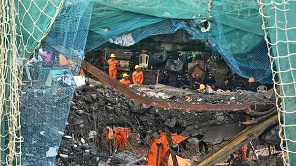 Two die in a building collapse at Chandivali where 5 are still missing