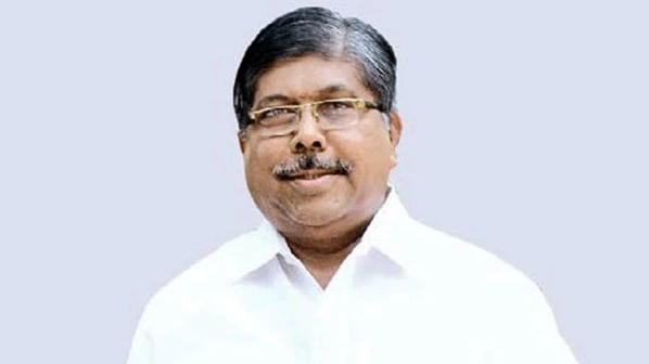 मराठा समाजातील तरुणांसाठी 'ही' योजना तयार करा - चंद्रकांत पाटील