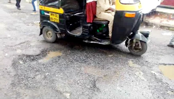 दहिसरच्या भरुचा रोडची दुर्दशा