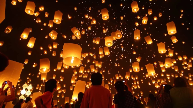 Police call for a ban on 'sky lanterns' this Diwali 