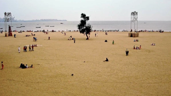 गिरगाव चौपाटीवर अाता उभारणार जेट्टी