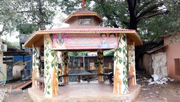 बुजुर्गों के लिए गजीबो ।