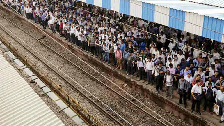 15 local trains suspended on Harbour Line