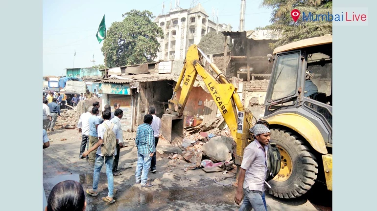 BMC demolishes 15 shops