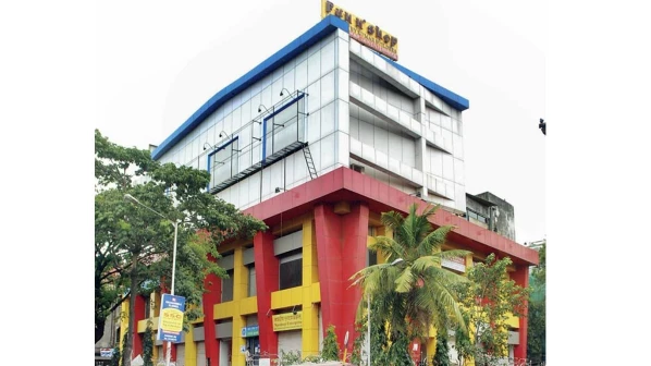 'हिंदमाता'च्या मालकाला अटक