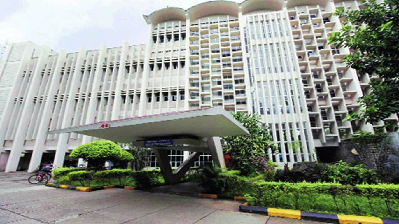 IIT Bombay Makes AI and Data Science Subjects Mandatory for Undergraduates