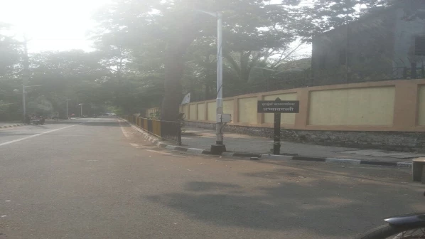 'मुंबई लाइव्ह'चा इम्पॅक्ट, वरळीतील अभ्यासगल्ली झाली मोकळी