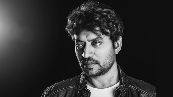 अब इरफान खान बेचेंगे कॉन्डोम!