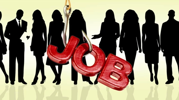 नोटाबंदीमुळे १५ लाख नोकऱ्यांवर कुऱ्हाड!