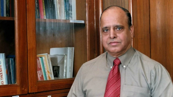 नव्या कुलगुरूचा शोध घेणार कस्तुरीरंगन समिती    