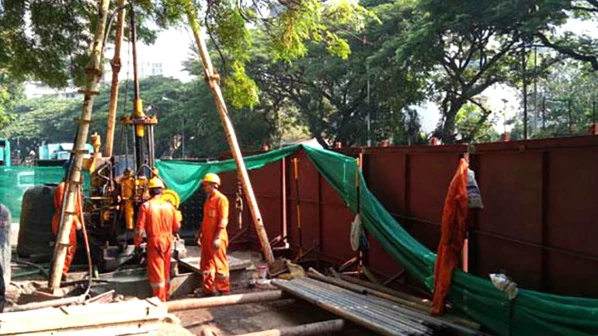 जलवाहिन्या तोडल्या, द्या नुकसान भरपाई! महापालिकेचा मेट्रो काॅर्पोरेशनला दणका