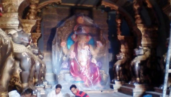 मुलुंड के राजा की गोल्डन जूबली I