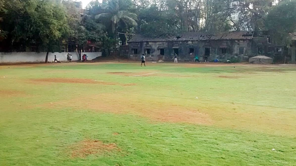 मोकळ्या जागांच्या मुद्द्यावर महापालिकेत विरोधक आक्रमक