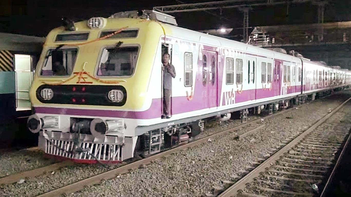 General Electric warns government against altering deal to purchase diesel locomotives General Electric warns government against altering deal to purchase diesel locomotives