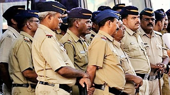 महाराष्ट्र बंदी: सोशल मीडिया पर आपत्तिजनक पोस्ट कर सामाजिक सद्भाव बिगाड़ने वालों पर होगी कार्रवाई  