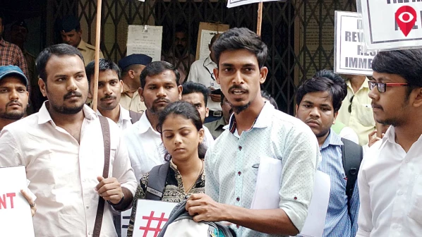 उत्तरपत्रिका एकाची, फोटाेकाॅपी दुसऱ्याची, मुंबई विद्यापीठाचा नवा घोळ