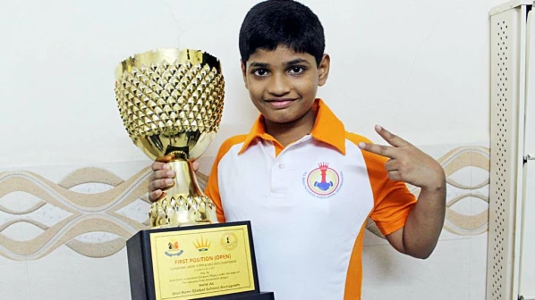 बाल दिन विशेष : ९ वर्षांच्या ओमला बनायचंय बुद्धिबळ चॅम्पियन!