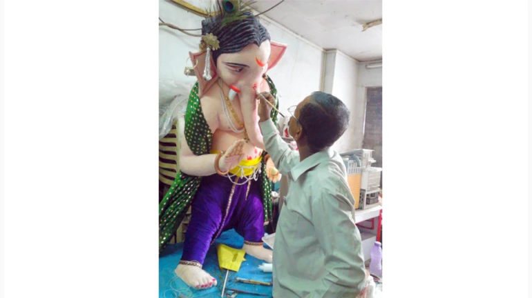 Thane: Idol makers have time until March 15 to apply for shadu soil and space Thane: Idol makers have time until March 15 to apply for shadu soil and space