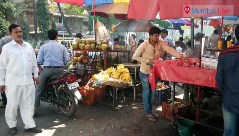 Vendors fleece people for currency change