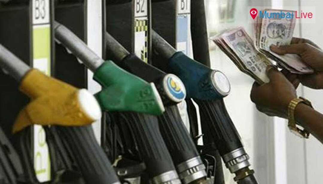 Commuters maange Petrol Pump! Mumbai Live