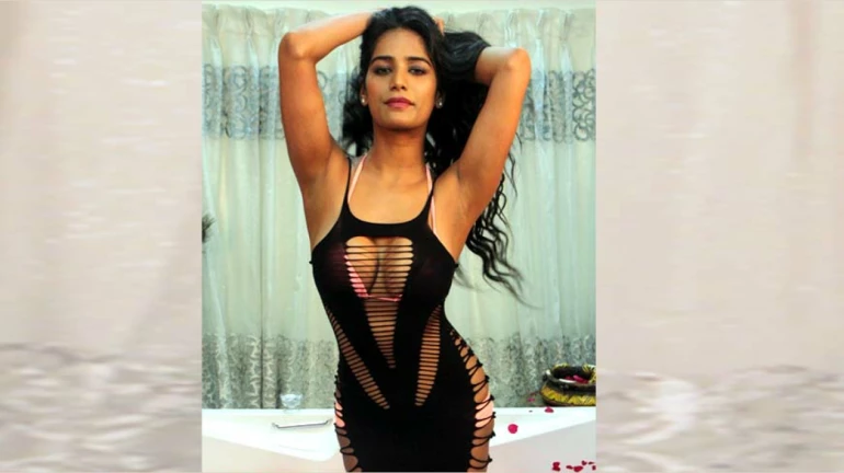 गोवा में अश्लील वीडियो शूट करने पर पूनम पांडेय के खिलाफ दर्ज की गई FIR