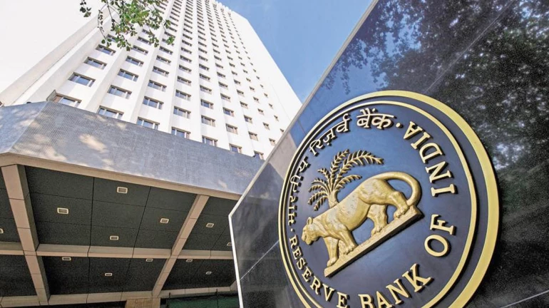 आरबीआई ने 14 बैंकों के खिलाफ की कार्रवाई, लगाया करोड़ों रुपये का जुर्माना