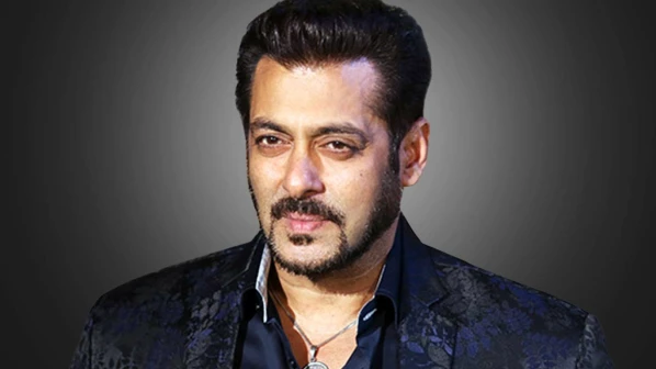 शाहरुख आणि आमिरला मागे टाकत दबंग खाननं मारली बाजी