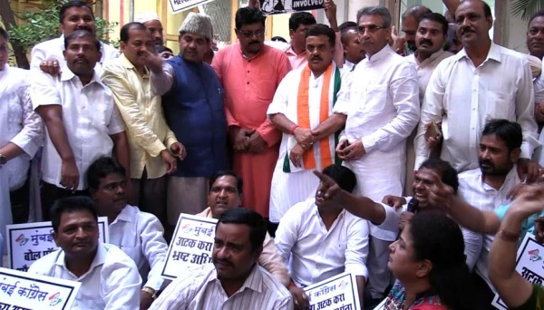 संजय निरूपम ने सरकार को घेरा !